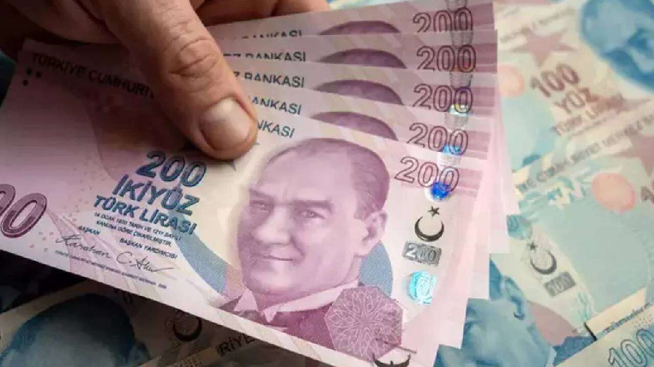 1 milyon TL'nin 32 günlük kazancı belli oldu: Bankalar arasındaki makas açıldı, maaş gibi faiz getirisi var! 4